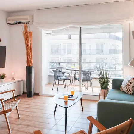 Apartment Lets Holidays Commercial Area Tossa de Mar